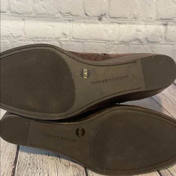 Lucky Brand Zorlina Brown Suede Ankle Booties Sz 6.5 - Picture 6 of 12